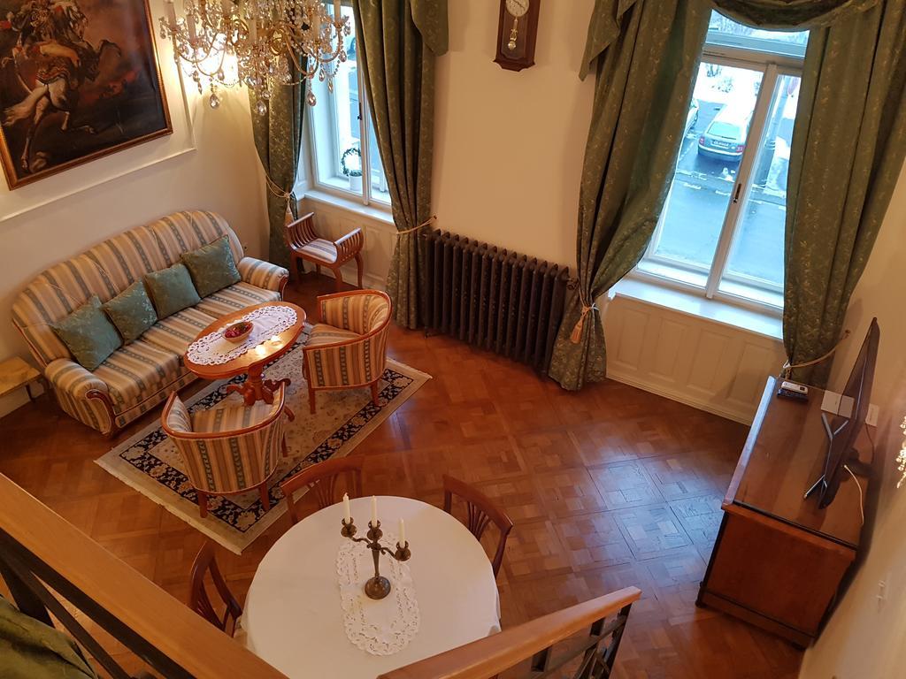 Charles Apartment Prague Exterior photo